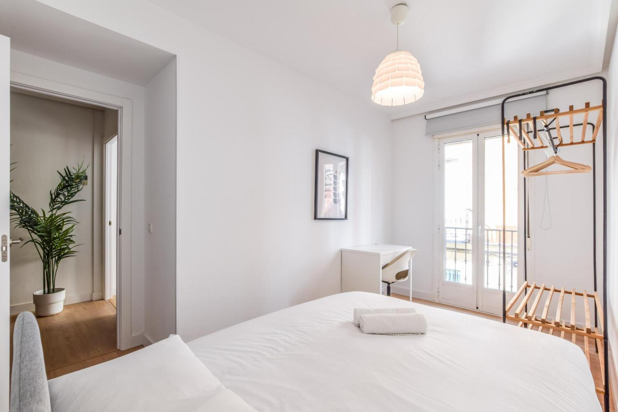 Apartamentos Reformados En Tirso De Molina Act มาดริด ภายนอก รูปภาพ