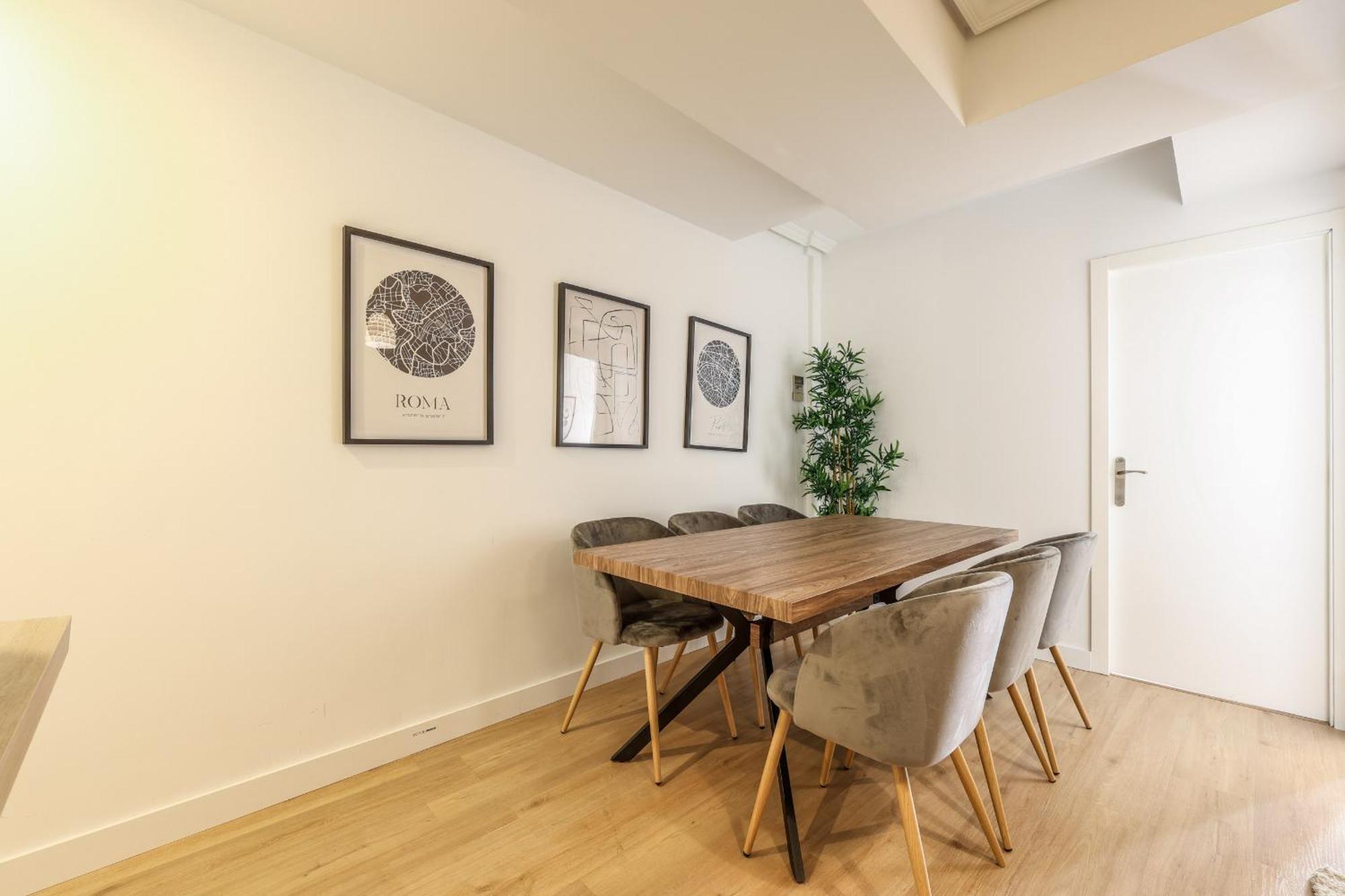 Apartamentos Reformados En Tirso De Molina Act มาดริด ภายนอก รูปภาพ